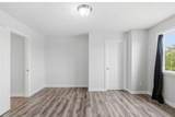 198 Fox Crescent - Photo 11