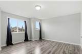 198 Fox Crescent - Photo 12