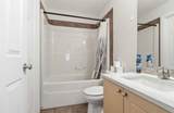 198 Fox Crescent - Photo 13