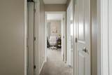 711 Beacon Hill Drive - Photo 22
