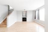 124 Fox Crescent - Photo 2