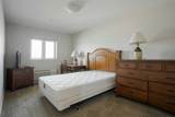 8528 Manning Avenue - Photo 17