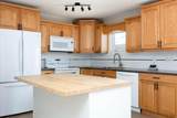 105 Oaks Crescent - Photo 10