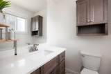 105 Oaks Crescent - Photo 19