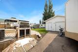 105 Oaks Crescent - Photo 40