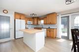 105 Oaks Crescent - Photo 9