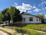 144 Beaumont Crescent - Photo 2