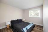 136 Wallace Place - Photo 27