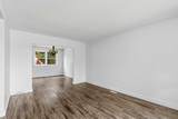 188 Windsor Drive - Photo 3