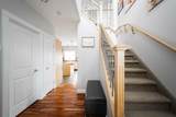 521 Walnut Crescent - Photo 3