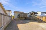 236 Paris Crescent - Photo 37