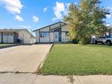 50 Moberly Crescent - Photo 1