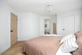 209 Ball Place - Photo 19