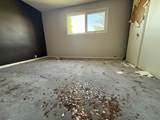 105 Windsor Drive - Photo 10
