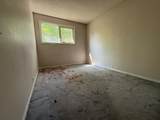 105 Windsor Drive - Photo 12
