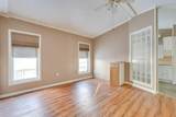 172 Clausen Crescent - Photo 16