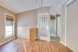 172 Clausen Crescent - Photo 17
