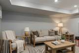 108 Robin Crescent - Photo 17