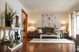 108 Robin Crescent - Photo 9