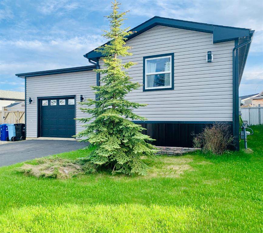 256 Mckinley Crescent - Photo 1