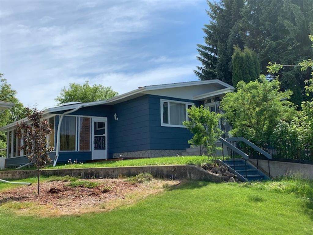 108 Lakeview Crescent - Photo 1