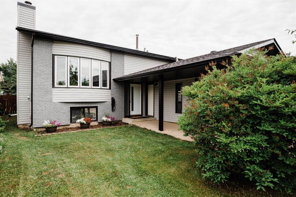 260 Beaton Place - Photo 1
