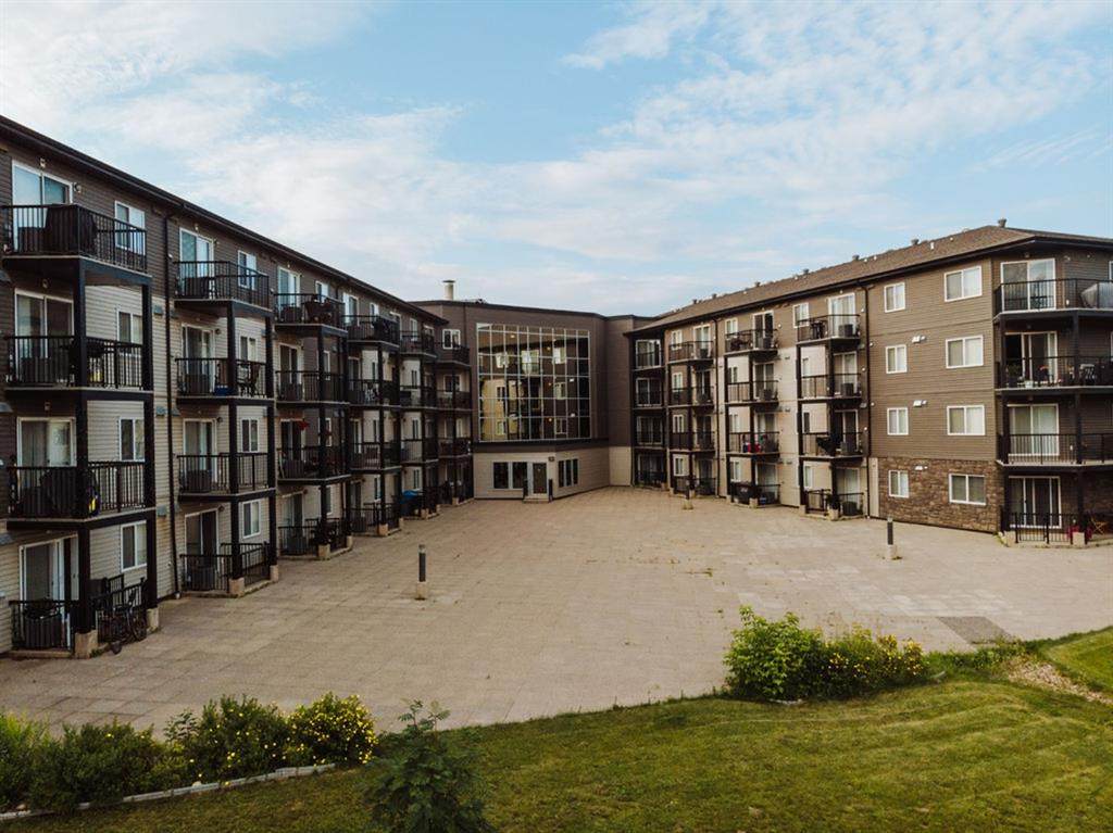 7901 King Street - Photo 1