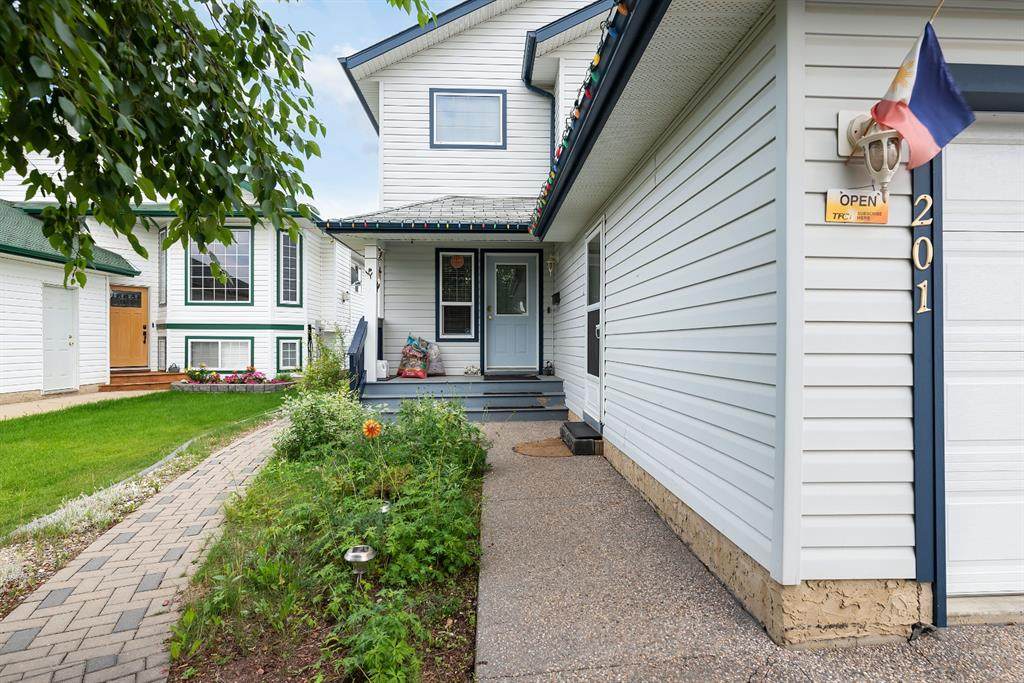 201 Smallwood Street - Photo 1