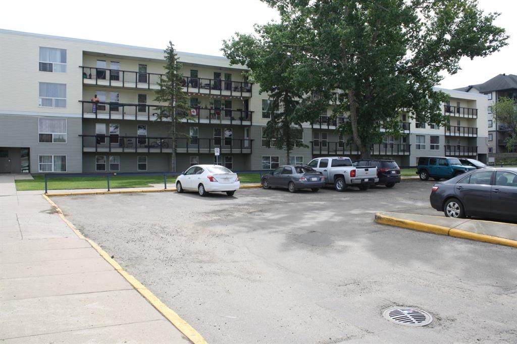 14921 Macdonald Drive - Photo 1