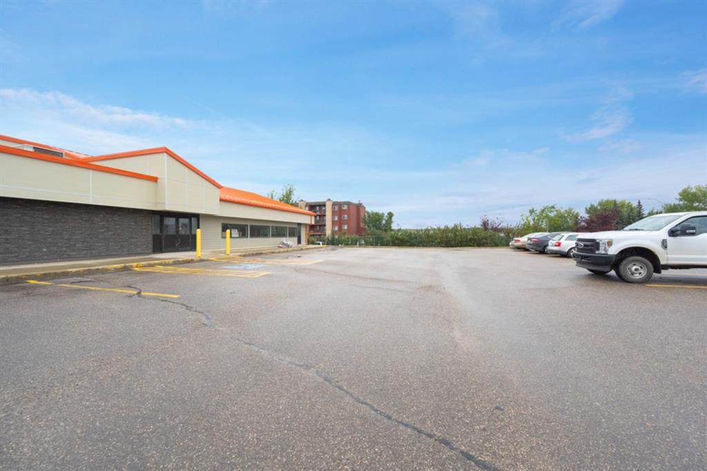 606 Signal Road - Photo 1