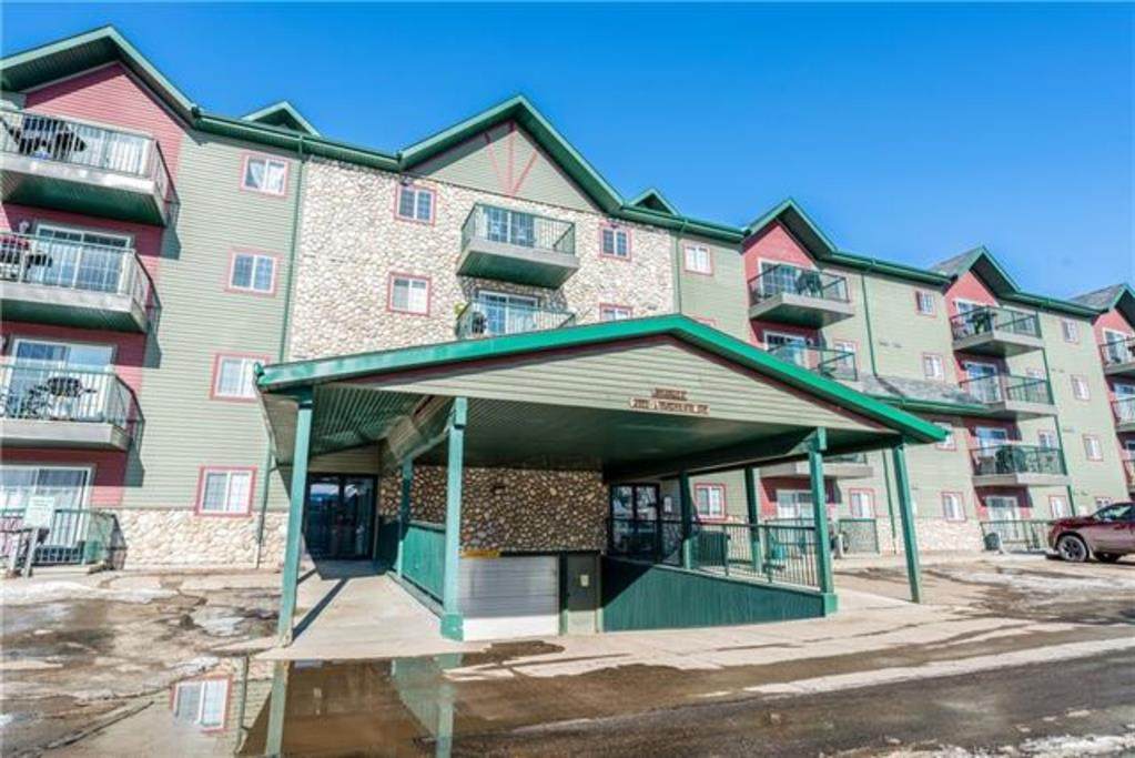 200 Lougheed Drive - Photo 1