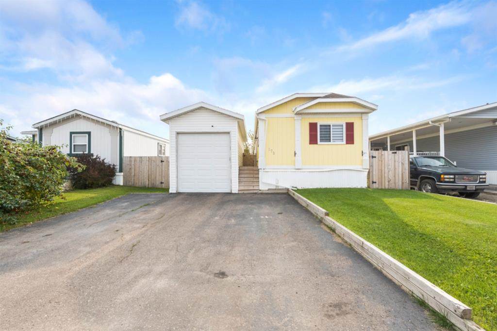 172 Cokerill Crescent - Photo 1
