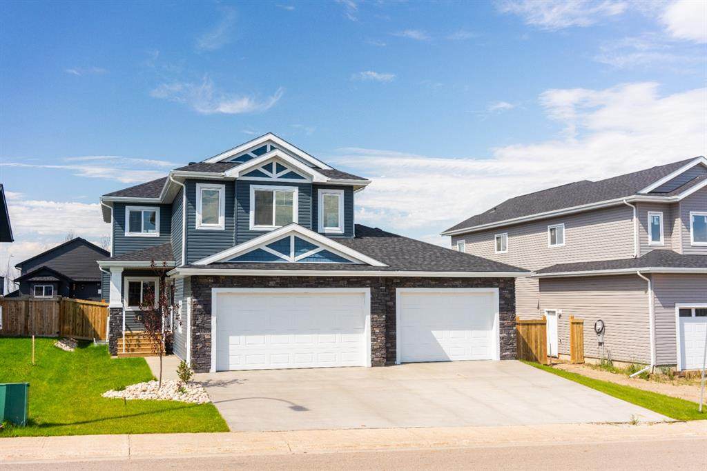 108 Beaverglen Close - Photo 1