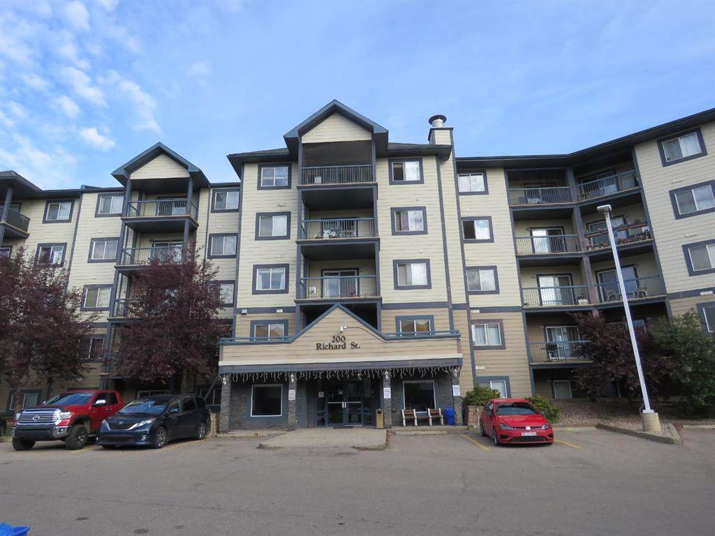 200 Richard Street - Photo 1