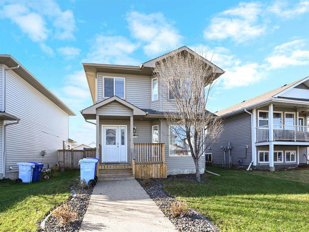 192 Lynx Crescent - Photo 1