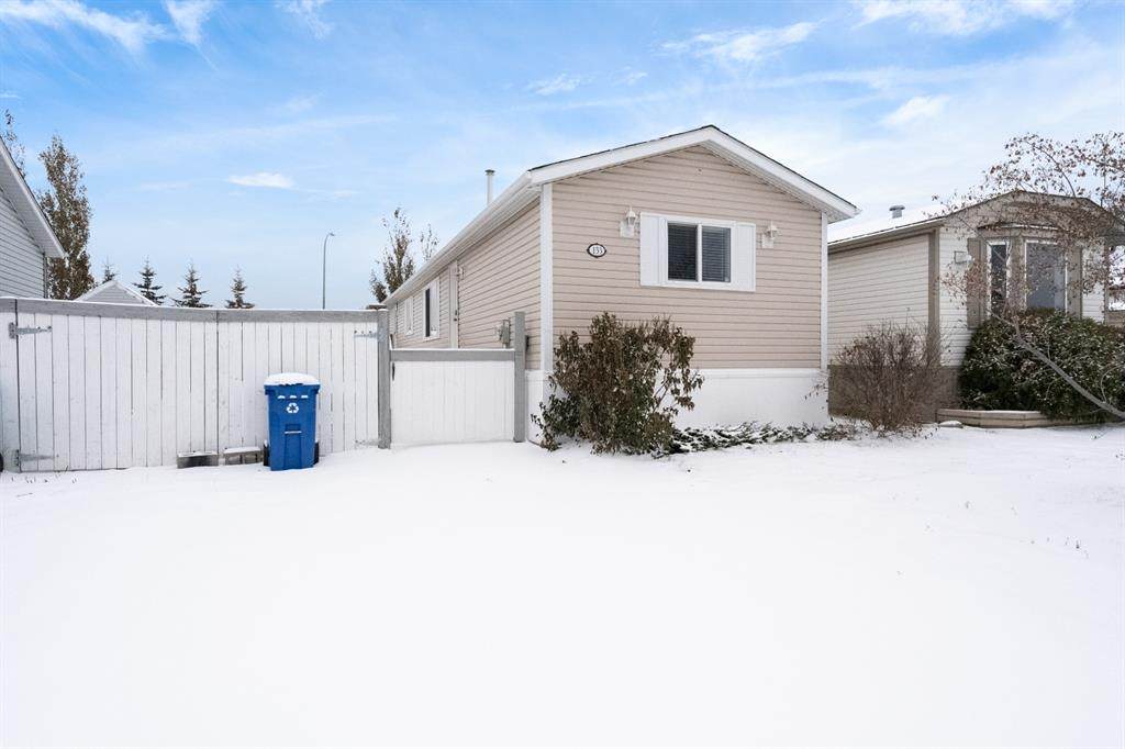 133 Mckinlay Crescent - Photo 1