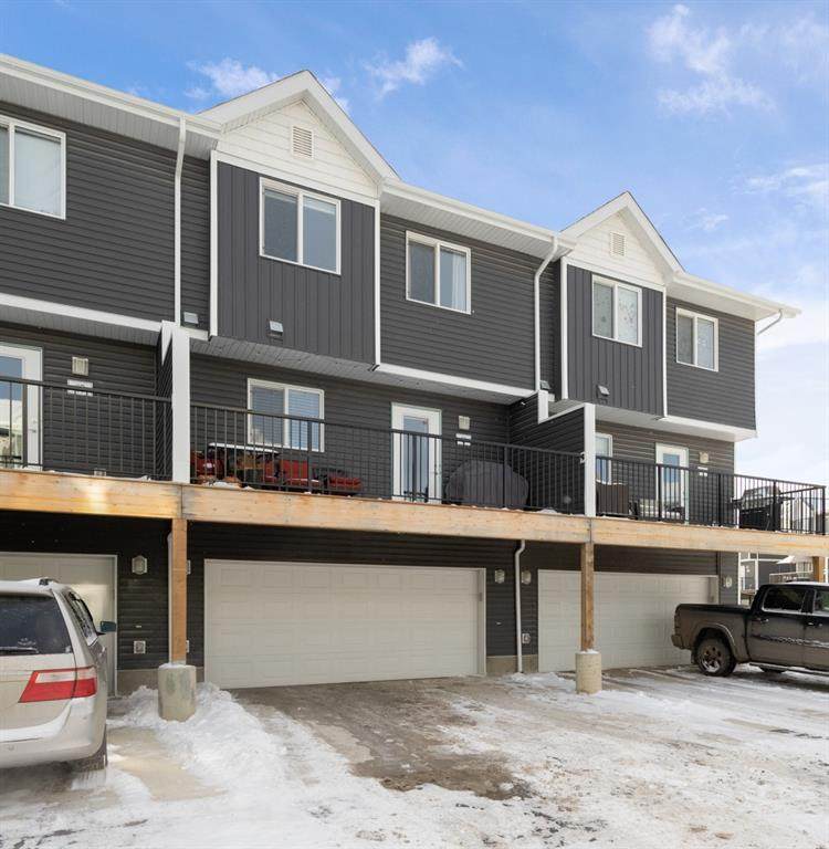 401 Athabasca Avenue - Photo 1