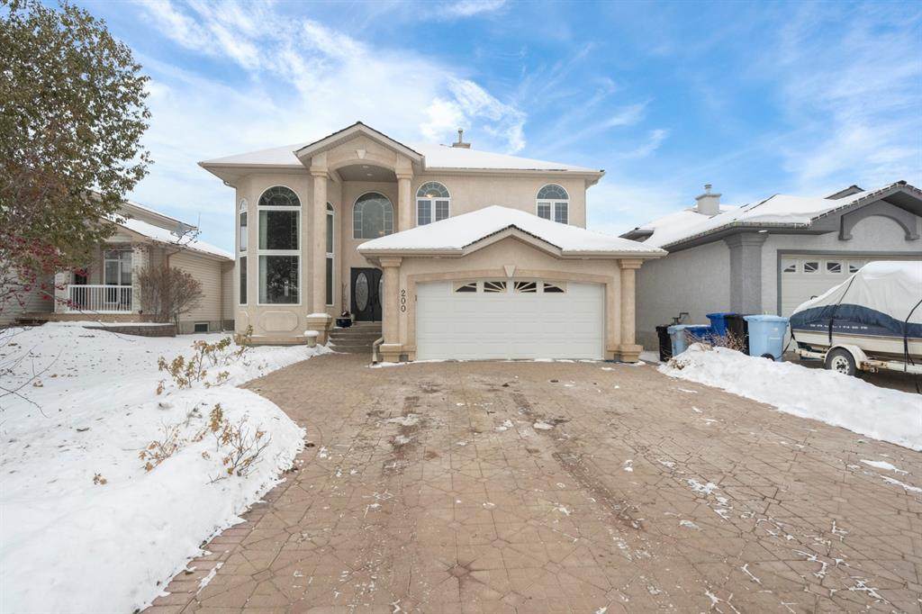 200 Berard Crescent - Photo 1