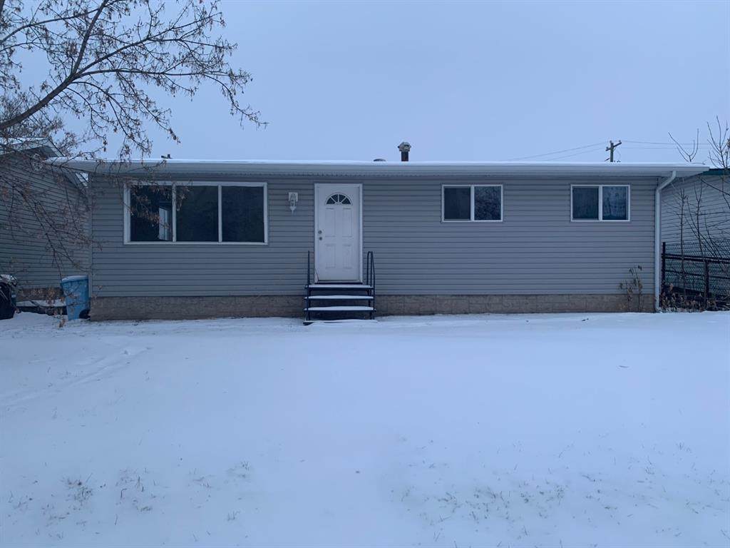 9911 Sutherland Street - Photo 1