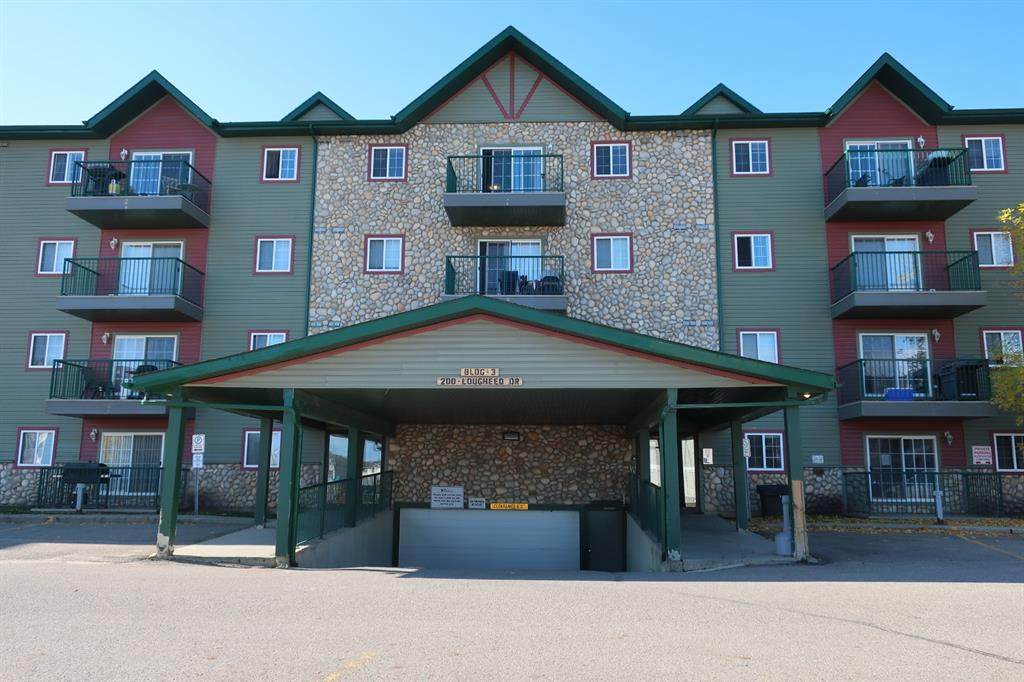 200 Lougheed Drive - Photo 1