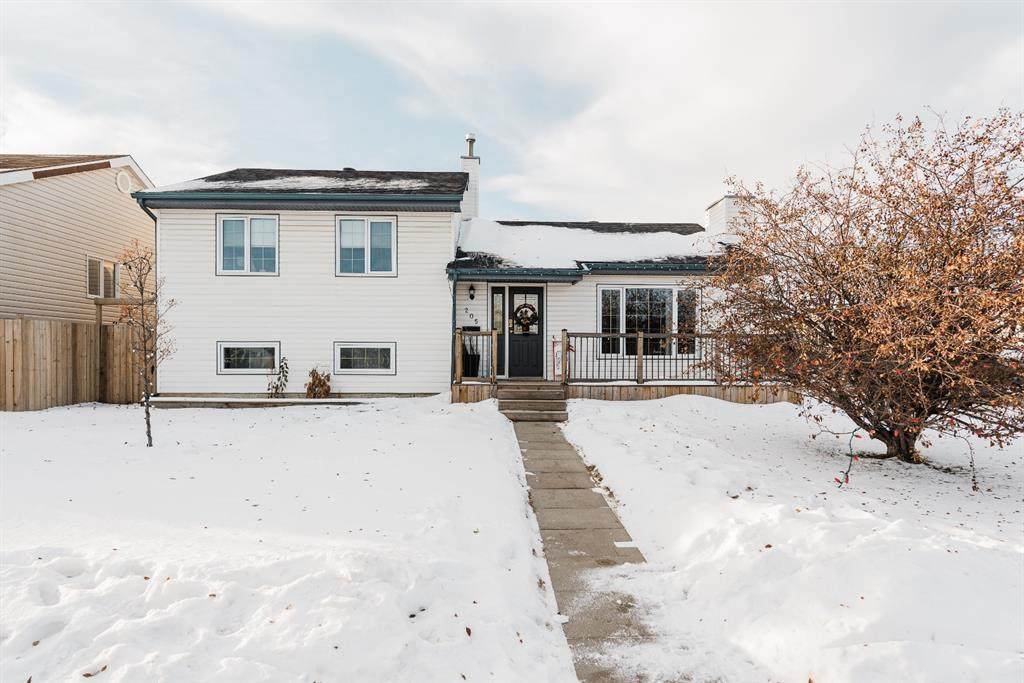 205 Parmenter Crescent - Photo 1