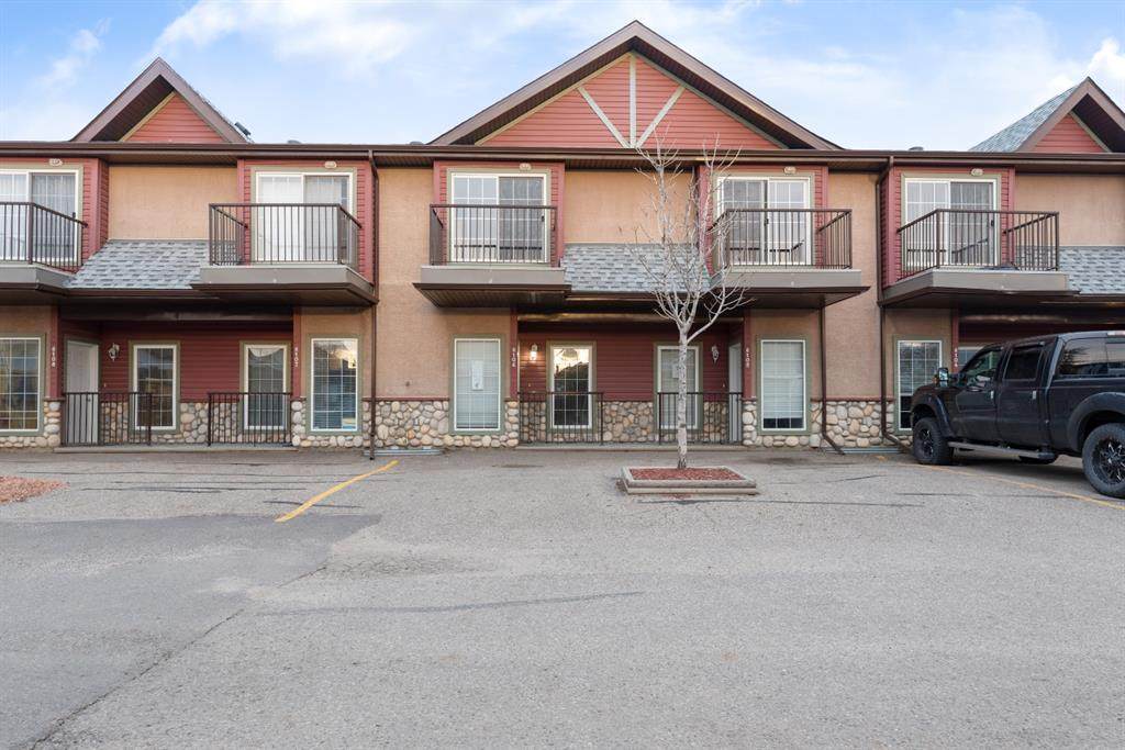 200 Lougheed Drive - Photo 1