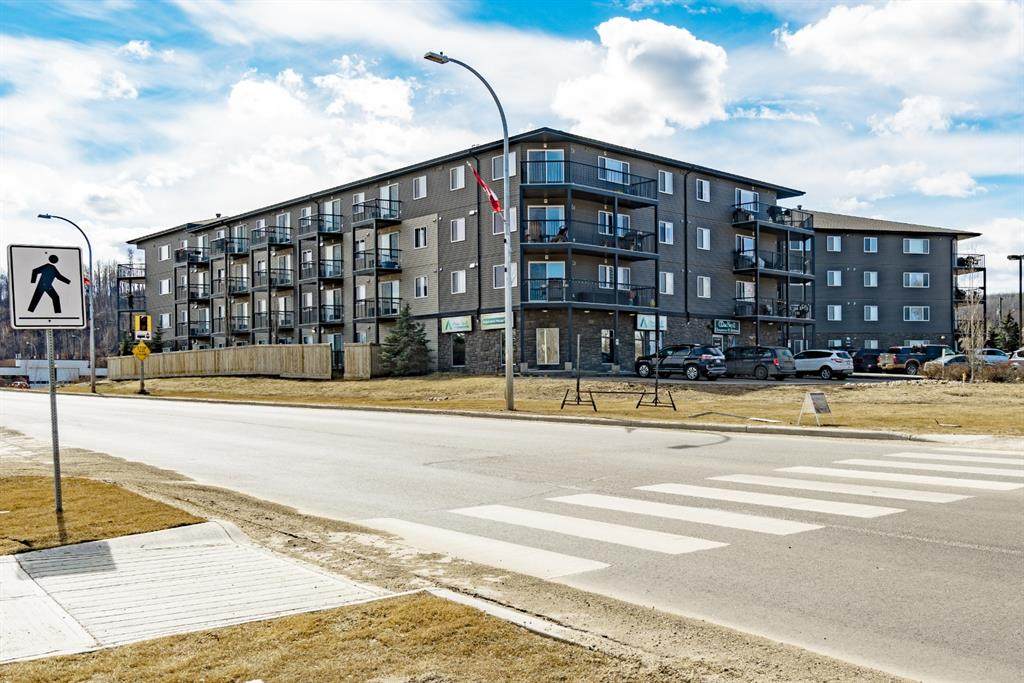 7901 King Street - Photo 1