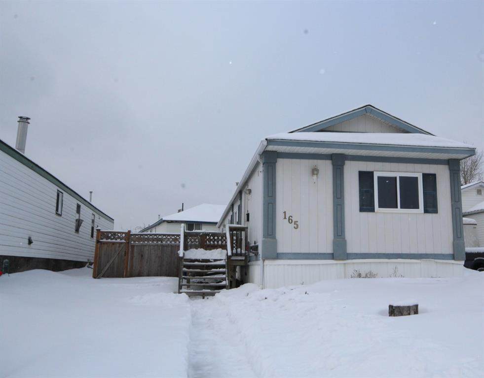 165 Clausen Crescent - Photo 1