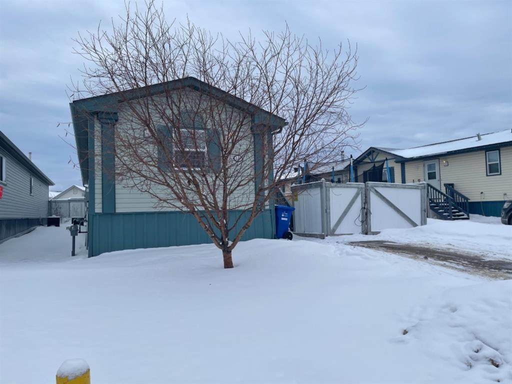 120 Morgan Avenue - Photo 1