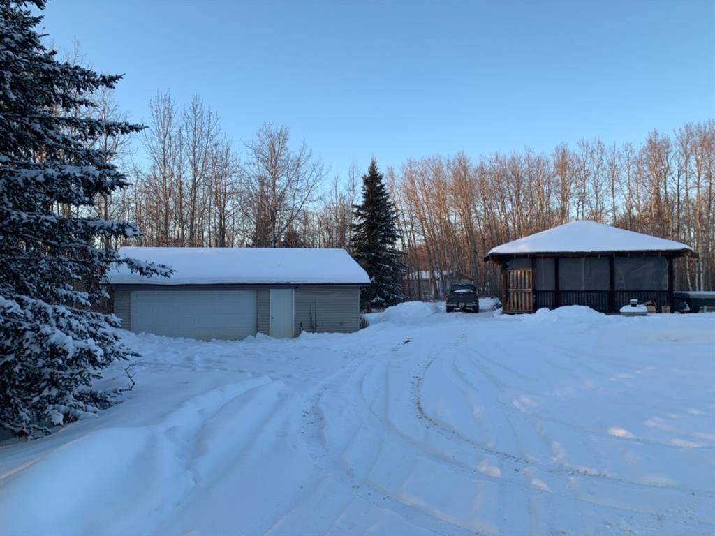 189 63303 Hwy 867 - Photo 1