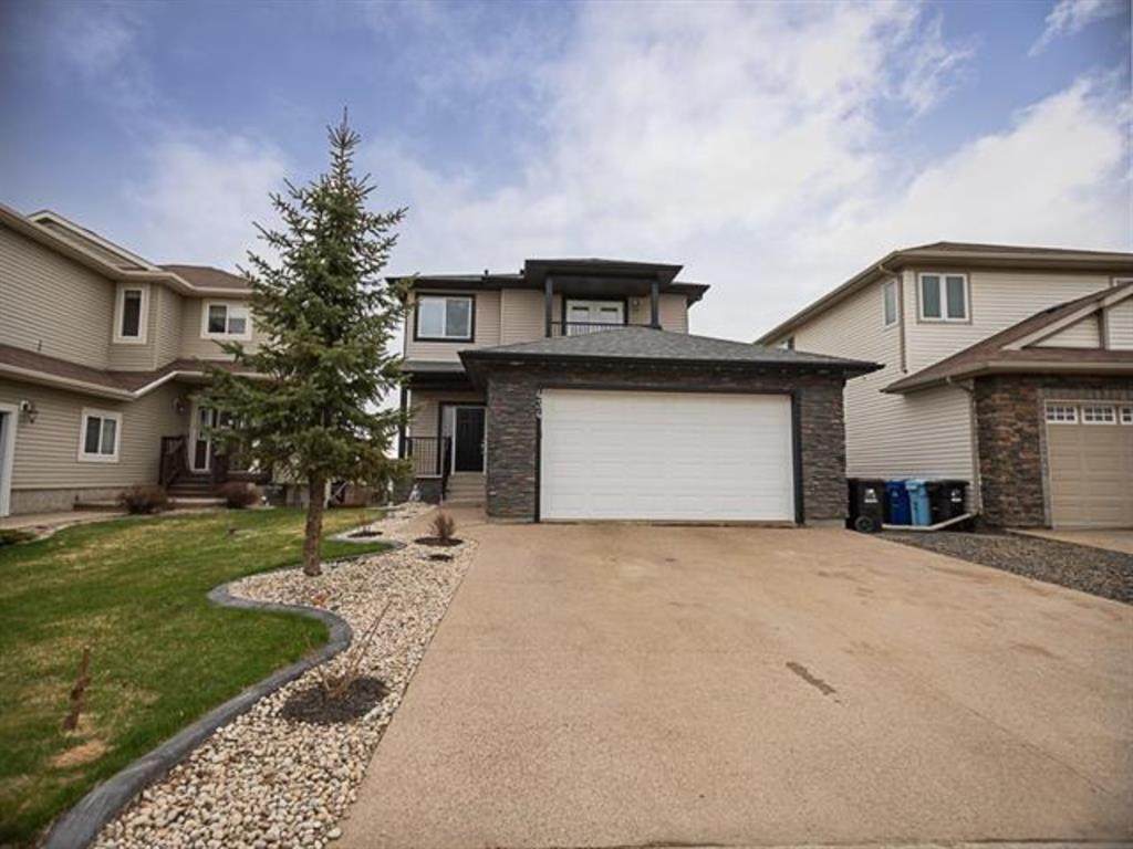 434 Pacific Crescent - Photo 1