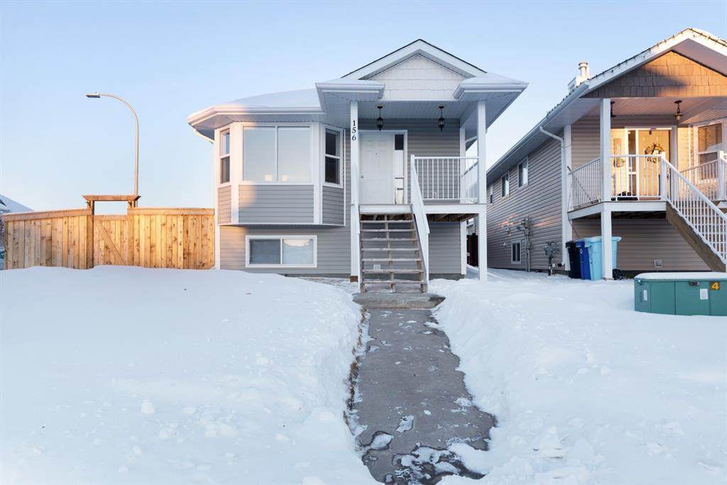 156 Lynx Crescent - Photo 1