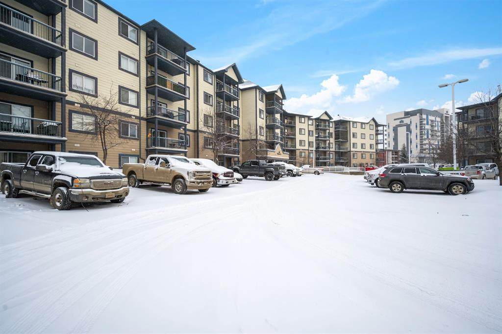 200 Richard Street - Photo 1