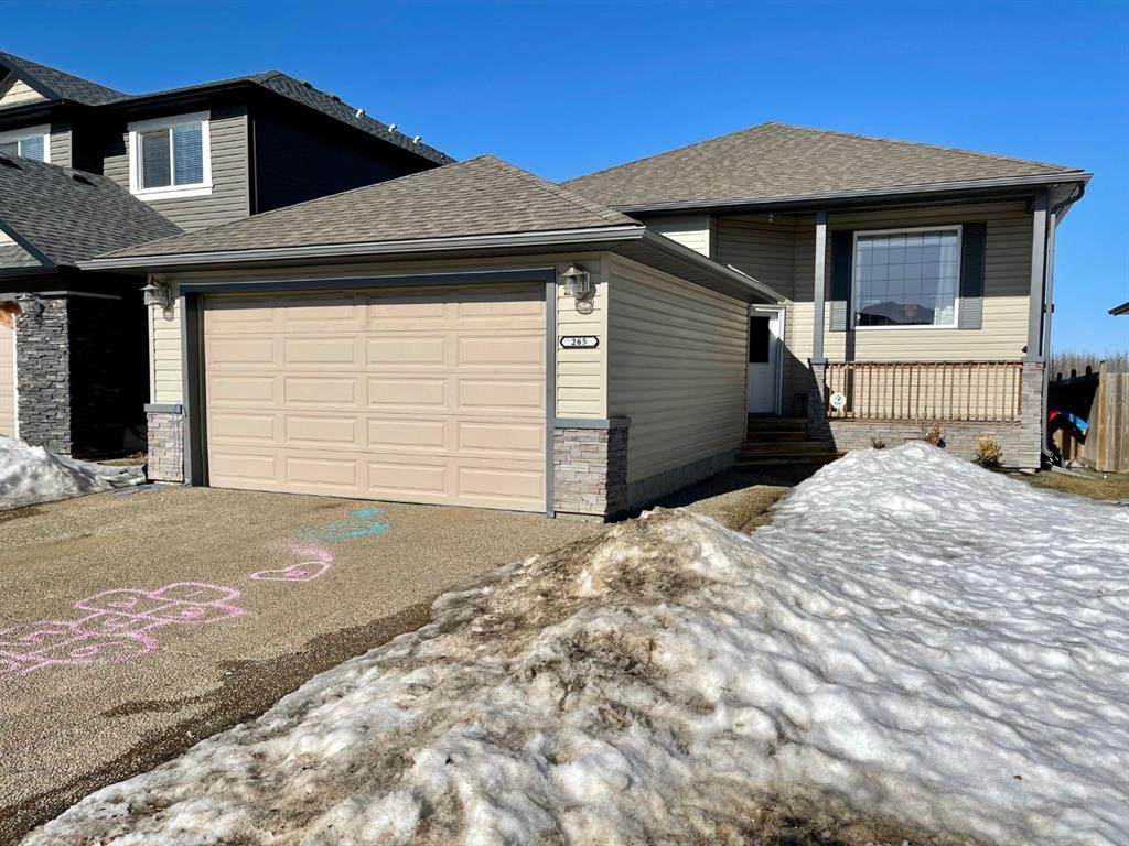 265 Walnut Crescent - Photo 1